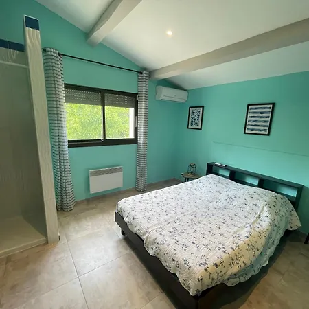 Le Du Pre En Holiday home *